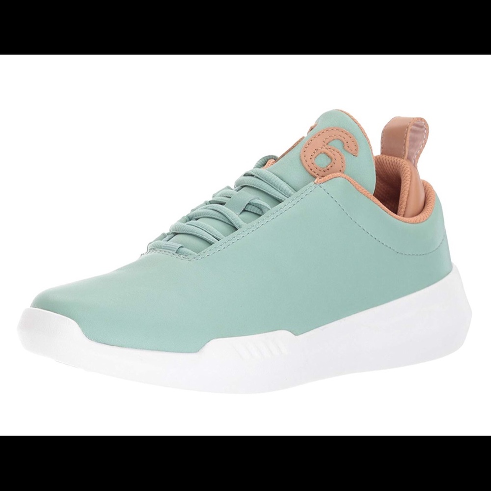 NWT K Swiss Gen-K Icon Sneaker Size 8